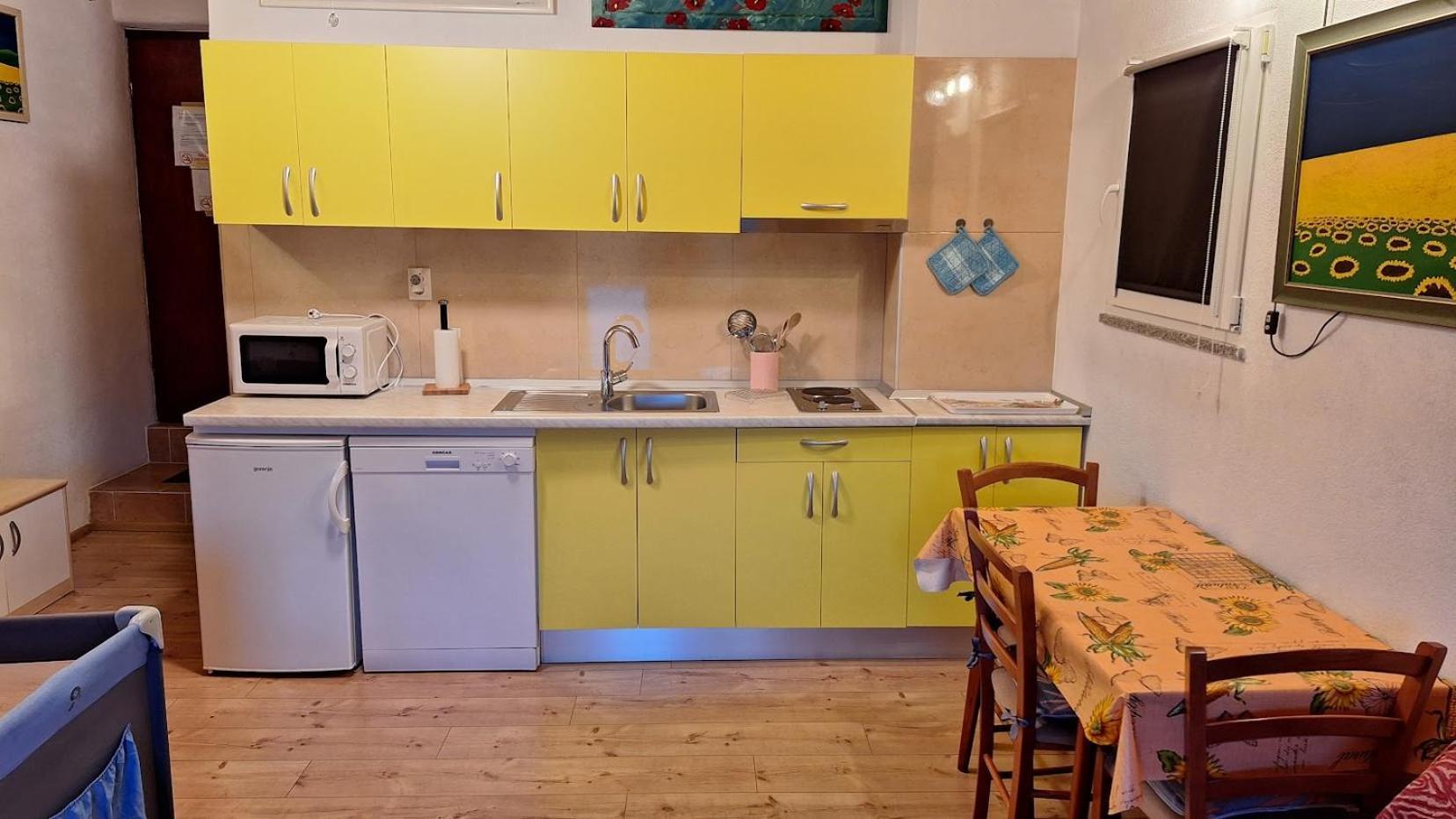 Apartments Alex ロヴィニ エクステリア 写真